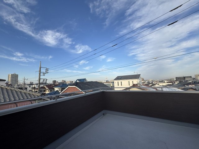 【展望】 | ふじみ野市南台2丁目　未入居一戸建住宅　全2棟　(ふじみ野店) | 青空の下でのびのびとくつろげる贅沢空間が広がっています！