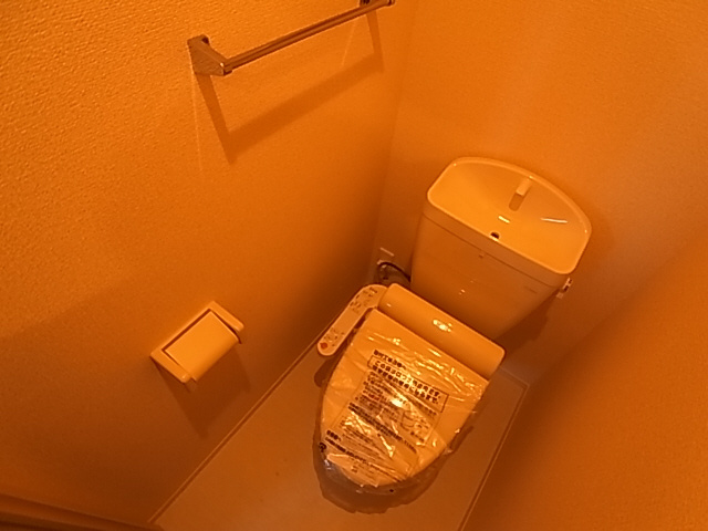 神戸市兵庫区松原通１丁目のアパートのトイレ|ウォッシュレット付トイレ