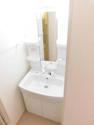 ベル・レベッカの洗面所|コンパクトで使いやすい洗面所