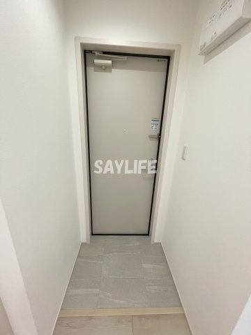 フジパレス野崎Ⅰ番館の玄関