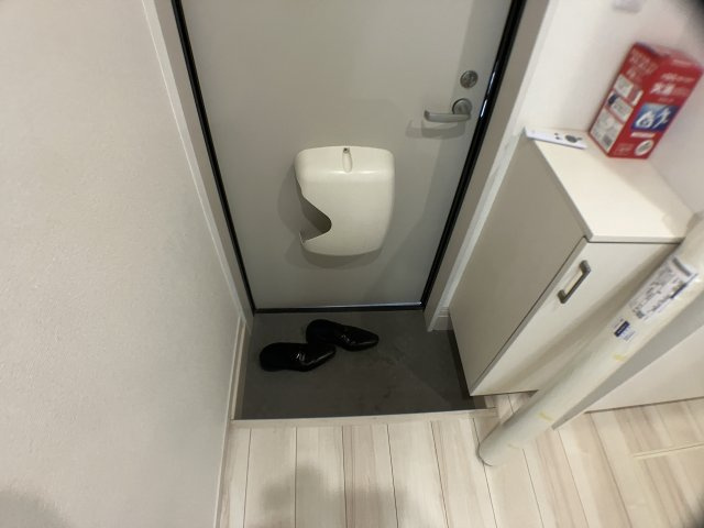 メルディア与野本町の玄関