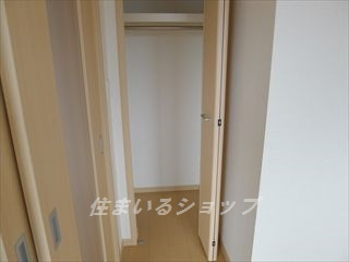 広島市安佐北区可部南１丁目のアパートの収納