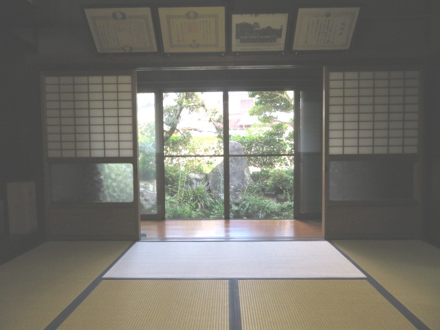 桟敷大嶋邸の和室|来客時にも便利な和室付き