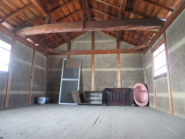 桟敷大嶋邸の収納|倉庫２階