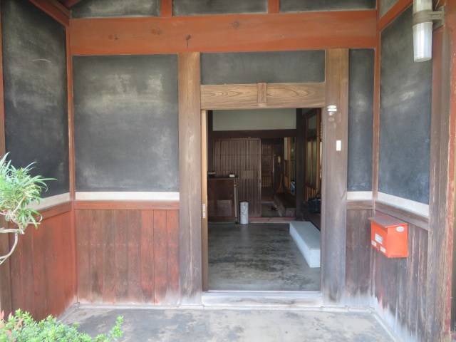 桟敷大嶋邸の玄関|明るい玄関です
