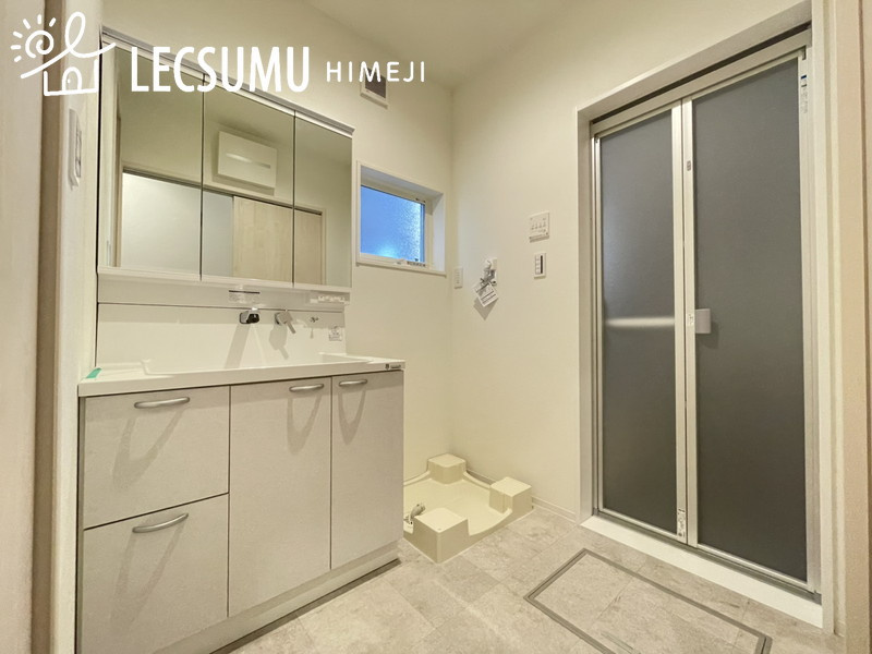 姫路市飾磨区今在家2丁目/新築戸建の独立洗面台