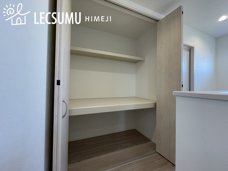姫路市飾磨区今在家2丁目/新築戸建の収納