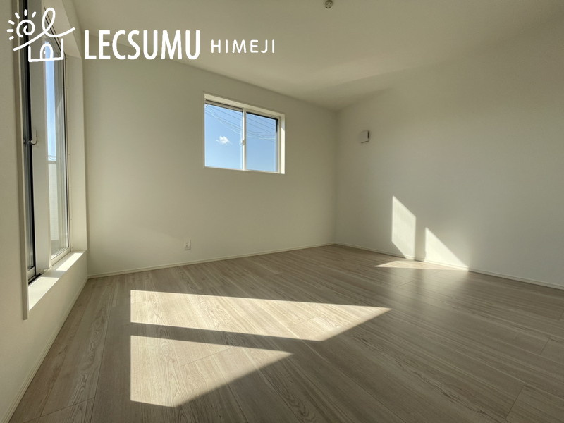 姫路市飾磨区今在家2丁目/新築戸建の寝室