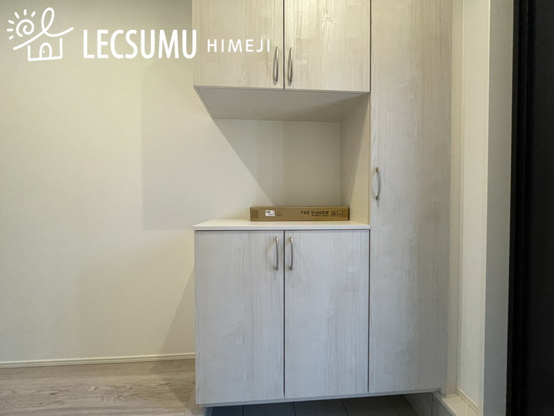 姫路市飾磨区今在家2丁目/新築戸建の玄関