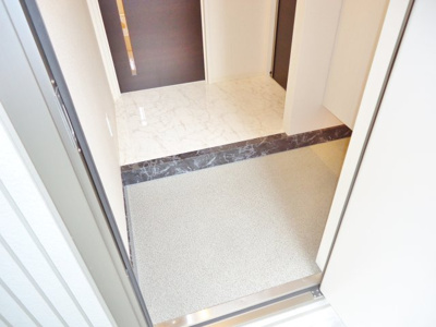 【エントランス】 | KRANE　A棟