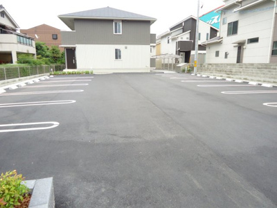 【駐車場】 | KRANE　A棟