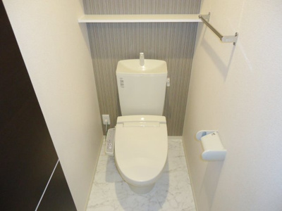 【トイレ】 | KRANE　A棟 | 温水洗浄暖房便座