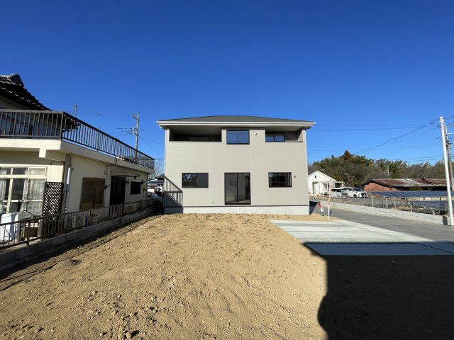 佐波郡玉村町9期（全2棟）1号棟の庭