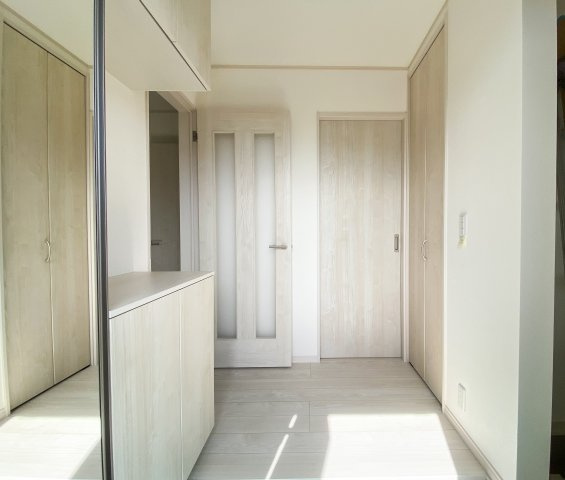 区画図　駐車6台以上可能+広々としたお庭付き！！ご家族の増車や来客時も駐車スペースに困りません！ご友人を招いてお庭でBBQやお子様用プールを出したりと夢が広がりますね♪