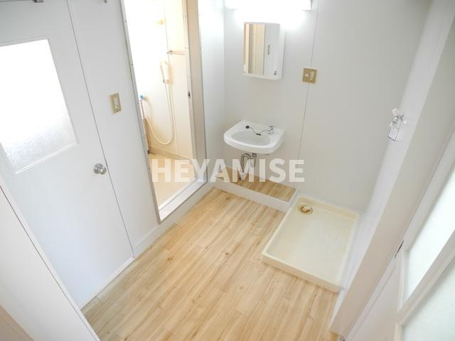 ビレッジハウス愛野1号棟の洗面所|※室内画像は別号室のもの