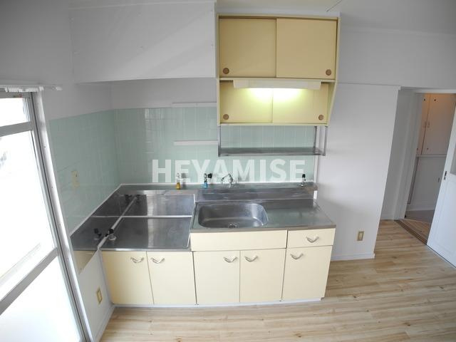 ビレッジハウス愛野1号棟のキッチン|※室内画像は別号室のもの