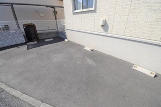 【駐車場】 | トリコローレ