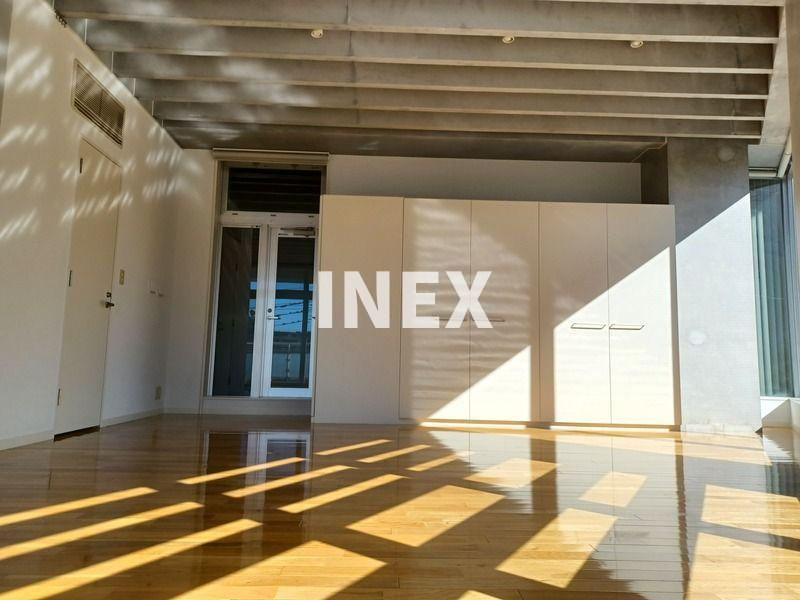 横浜市西区北幸２丁目の賃貸マンションの収納