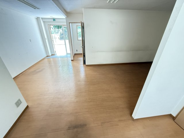 多摩市豊ヶ丘２丁目の事務所の内装|【Pハイツ2】