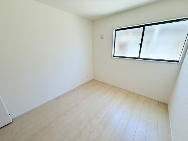 神戸市西区玉津町新方新築戸建9号棟の洋室