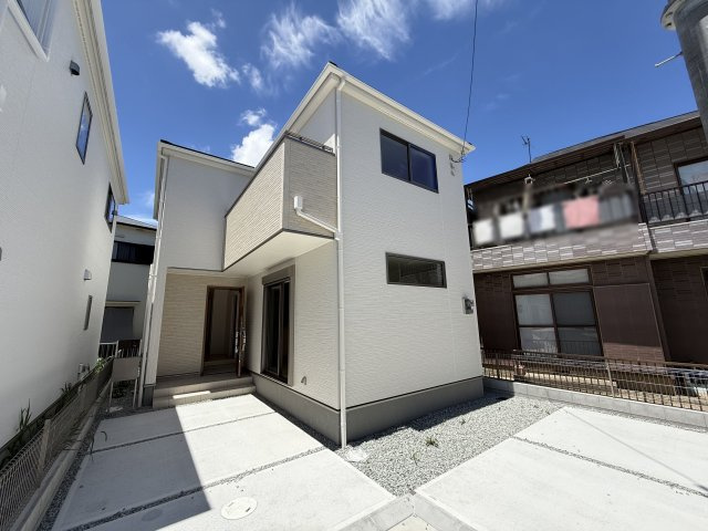 神戸市西区玉津町新方新築戸建9号棟の外観