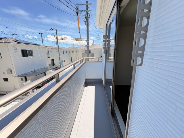 神戸市西区玉津町新方新築戸建8号棟のバルコニー