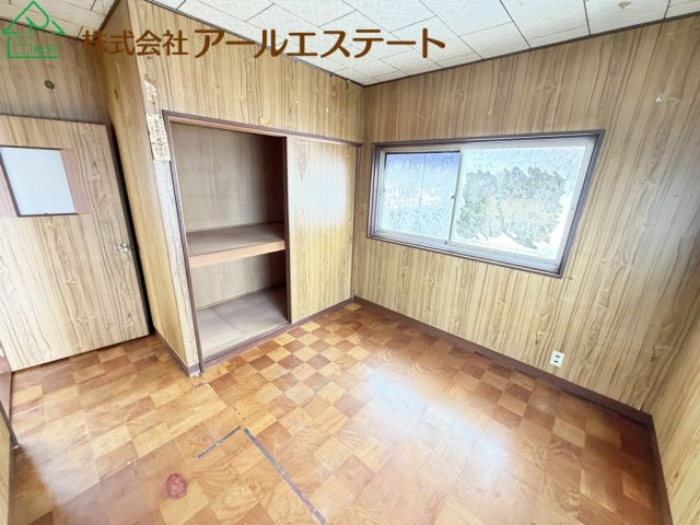 加古川市東神吉町西井ノ口　　JR「宝殿駅」徒歩11分の子供部屋