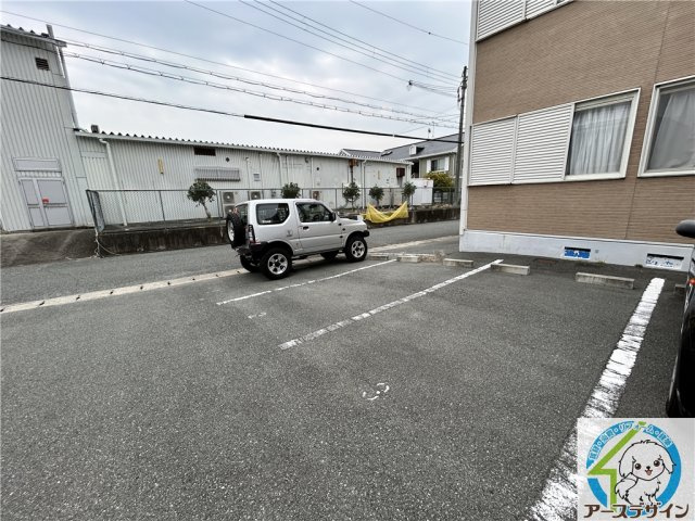 ウィンディアの駐車場