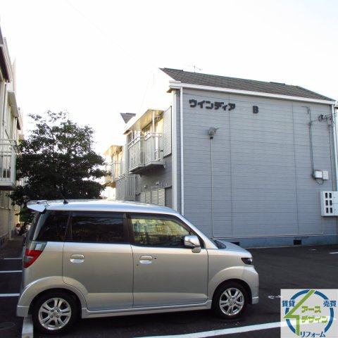 ウィンディアの駐車場