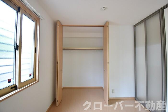 ＧＥＮＥＳＩＳの収納|クローゼット