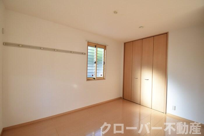 ＧＥＮＥＳＩＳの内装|洋室６帖