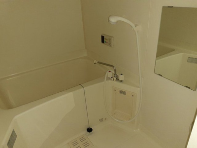 【浴室】 | フリーデンＣ | 落ち着いた空間のお風呂です