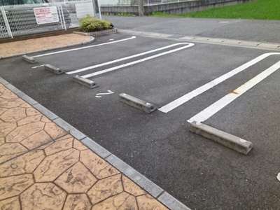 【駐車場】 | ソレイユ・セタ | 駐車場があるので、車を買う予定の方も安心です