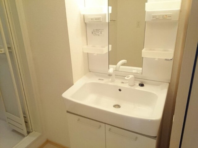 【洗面所】 | ソレイユ・セタ | 忙しい朝には欠かせない洗面所です