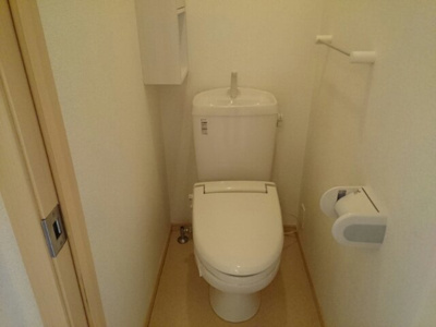 【トイレ】 | ソレイユ・セタ | ゆったりとした空間のトイレです