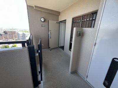 【設備】 | メイツ南千里 | 玄関ポーチ★