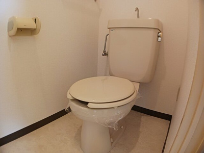 【トイレ】 | コーポ三輪 | 落ち着いたトイレです