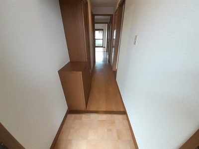 【玄関】 | シャルマン今宿 | 落ち着いた玄関です