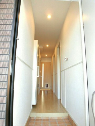 ブリーズ・フルールの玄関|明るい玄関です