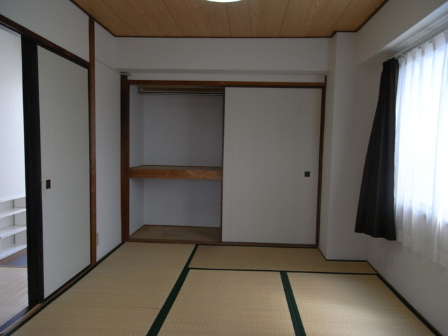 グランディア六甲ＳＴＯＲＩＡの居間・リビング