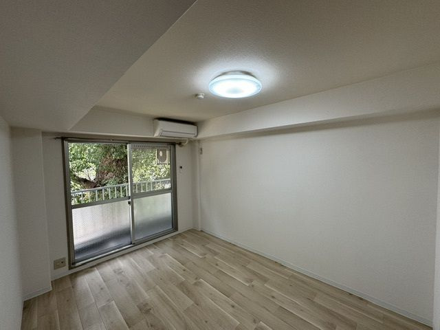 ロータリーマンション上新庄 の洋室