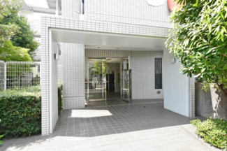 【エントランス】