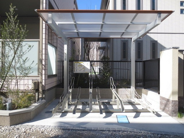 墨田区墨田４丁目のアパートのその他共用部分|★屋根付き自転車駐輪場★