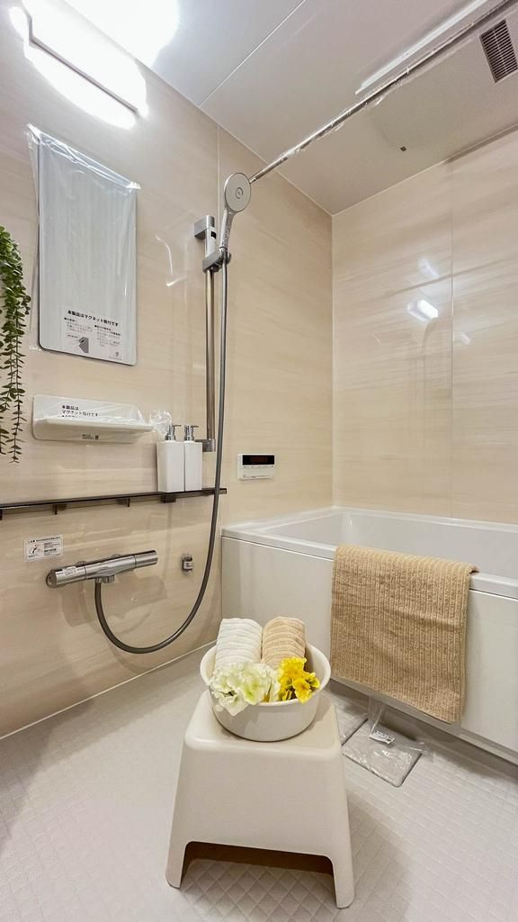 三鷹市下連雀９丁目の中古マンションの浴室