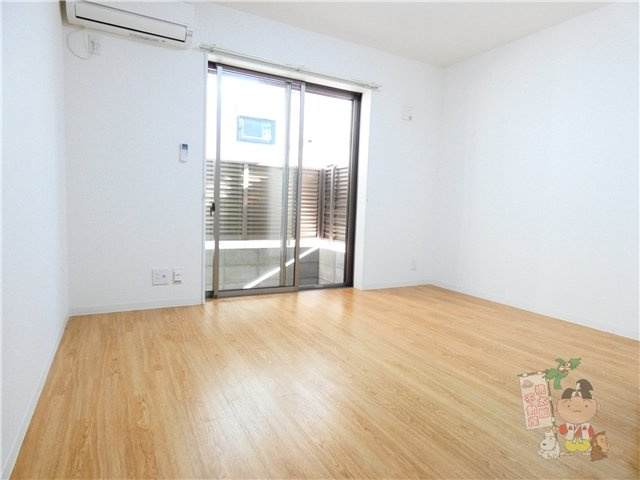 Ｐｒｅｓｔｉｇｅ　ＳＨＩＭＡＤＡの居間・リビング