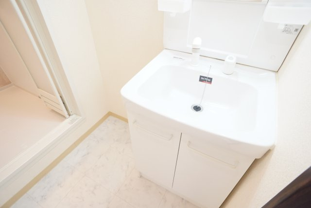 谷口町ハイツの洗面所