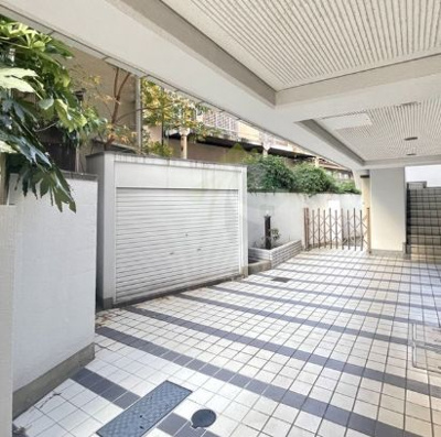 【エントランス】 | フジマンション駒込 | 落ち着いたエントランスです