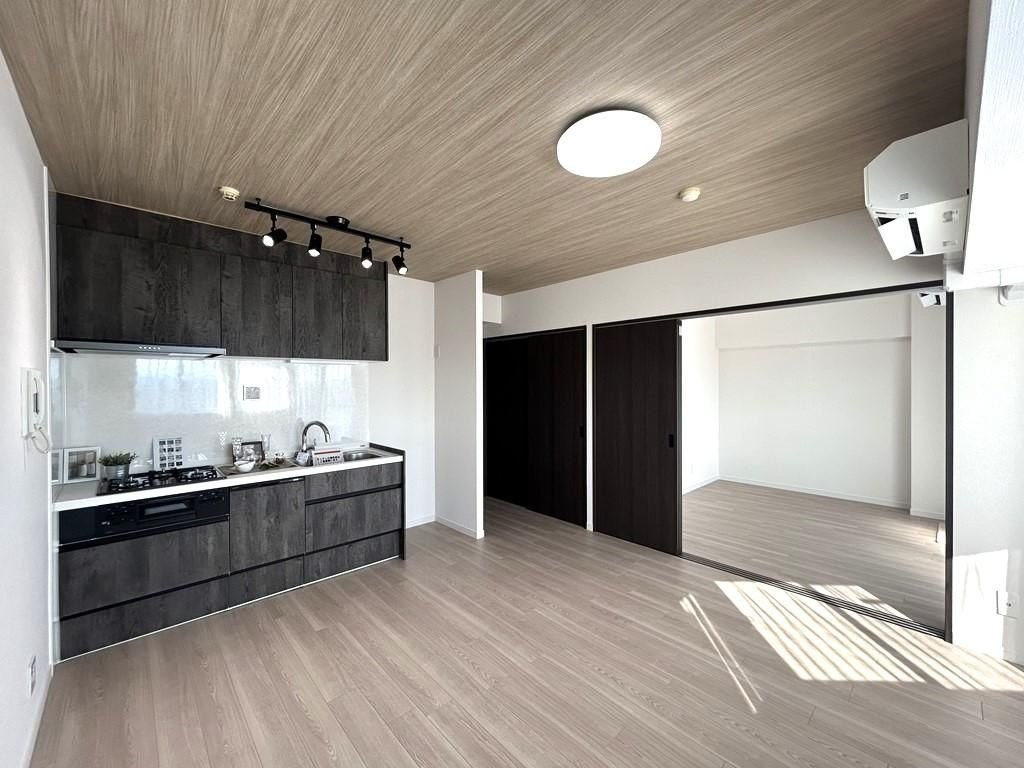 国立市東１丁目の中古マンションの居間・リビング