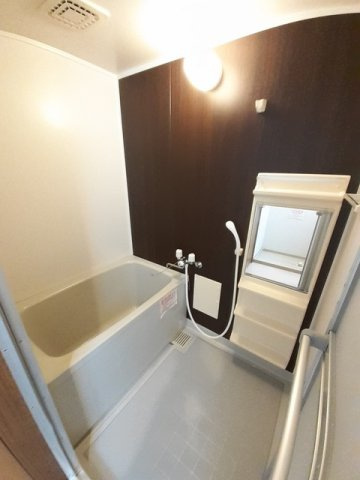 ミレニアムパークＡの浴室|日々の疲れを癒すお風呂付です