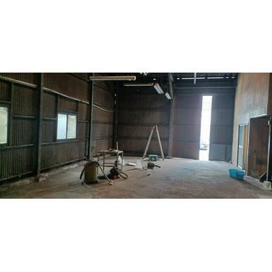 鶴⾒区駒岡３７．５坪の内装